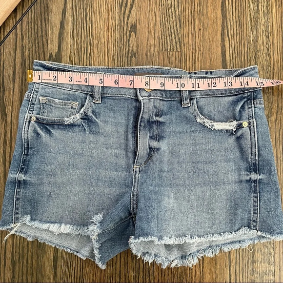 DL1961 Karlie mid-rise boyfriend jean shorts 27 - Picture 4 of 7